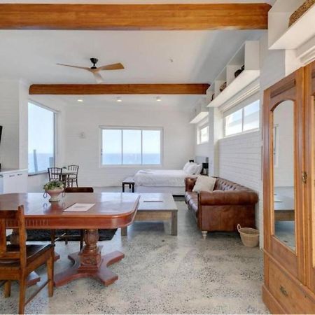 Upscale Cliffside Studio With Ocean Views North Bondi Sydney Ngoại thất bức ảnh