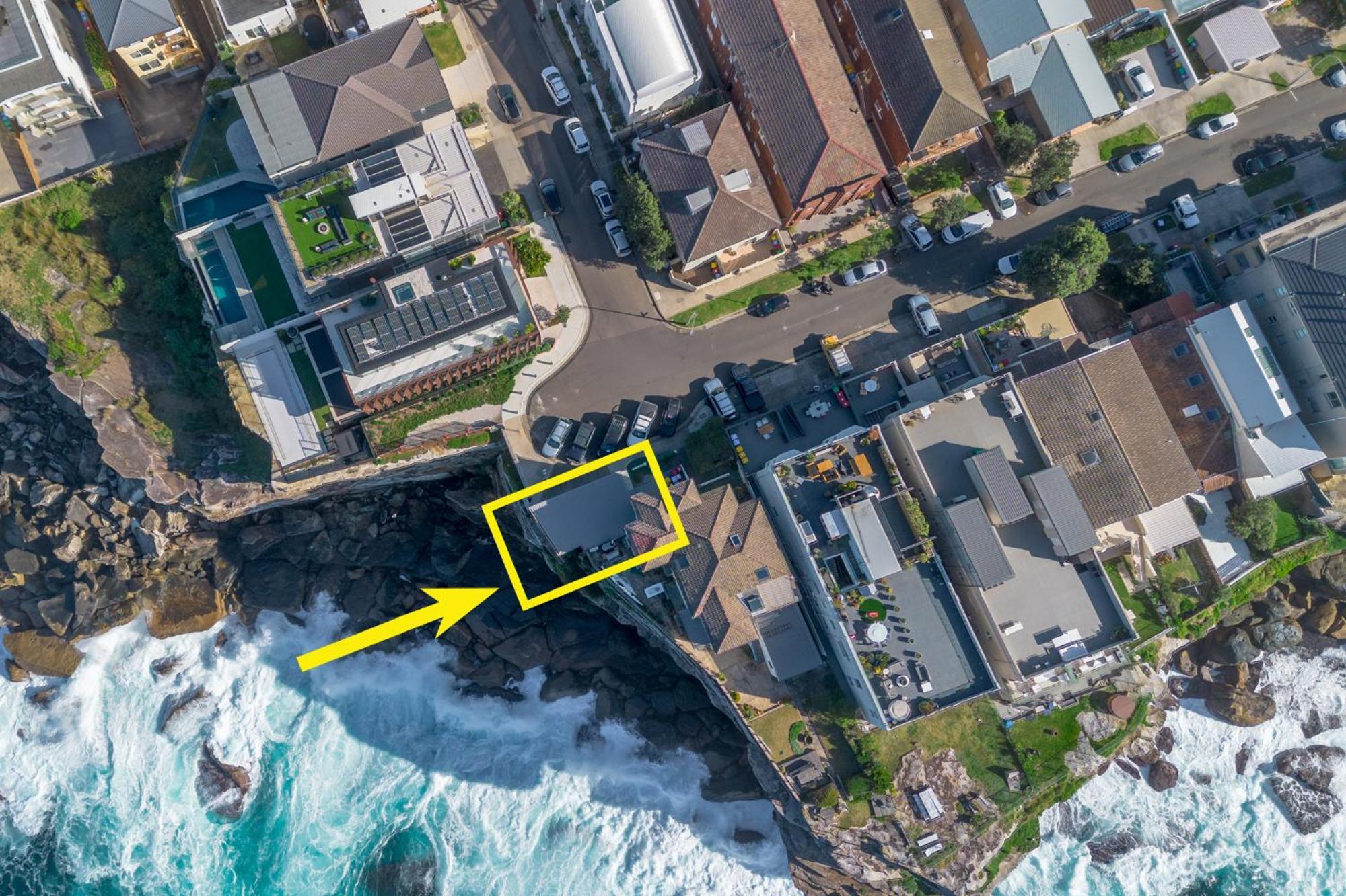 Upscale Cliffside Studio With Ocean Views North Bondi Sydney Ngoại thất bức ảnh